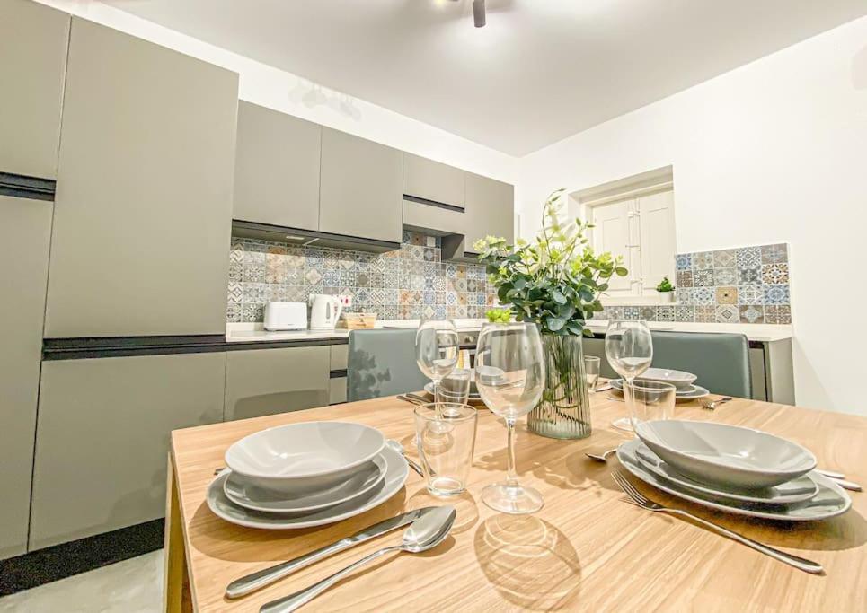Designer Duplex Penthouse In Floriana Apartman Kültér fotó