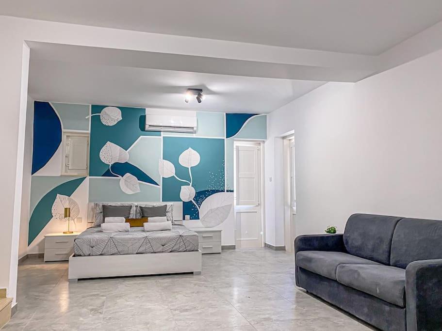 Designer Duplex Penthouse In Floriana Apartman Kültér fotó