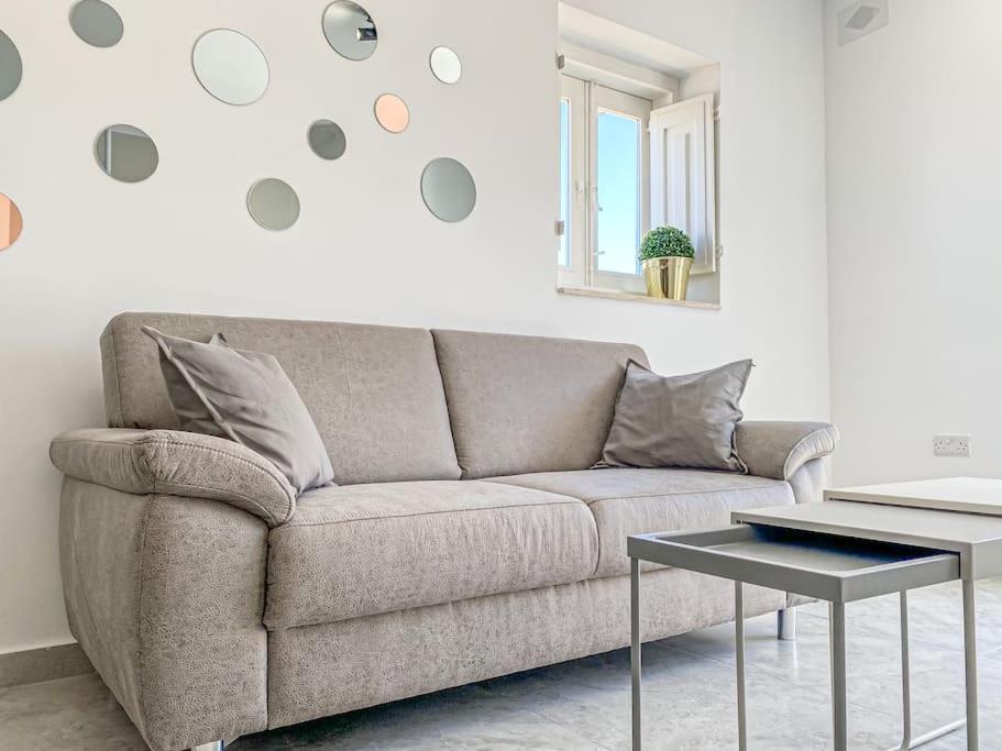 Designer Duplex Penthouse In Floriana Apartman Kültér fotó